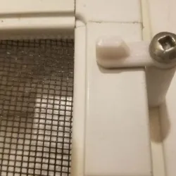 Window Screen Clip