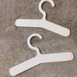 Baby hanger