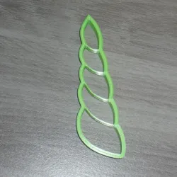 cake cutter - unicorn horn
