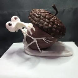 Ice age scrat sceleton with oak