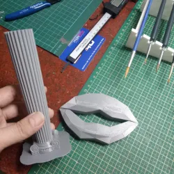 Ionic column