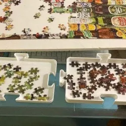 Jigsaw puzzle sorting boxes