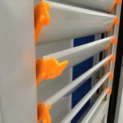 Repair for menorcan blind