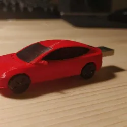 Tesla Model 3 USB