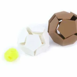 Cracked! (Plato's Egg) puzzle