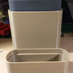 HAMA battery holder