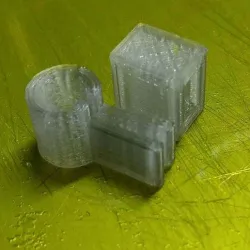 IKEA Detolf glass clip