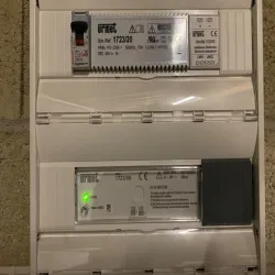 Shutter for an electrical switchboard