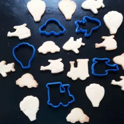 Transport cookie cutter set