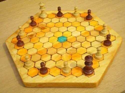 Agon (Queen’s Guard) Board Game