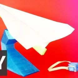 Avión de papel - Paper plane