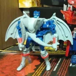 BW TRANSFORMERS OPTIMUS PRIMAL BAT SWORDS