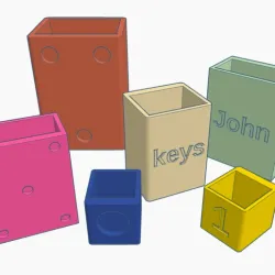 Customizable fridge magnet box