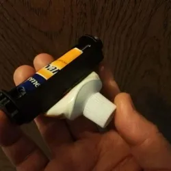 Simplified Toothpaste Squeezing Wrench