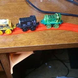 Thomas Minis Track