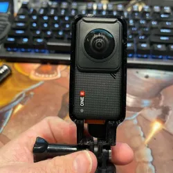 Insta360 One R for seprate battery