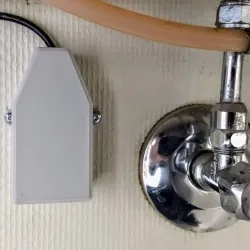 Battery protection for Oras and Grohe touchless faucets