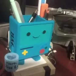 BMO pen stand