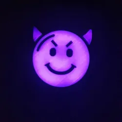 Devil emoticon lamp