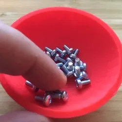 "Easy-to-Pick" Bowl