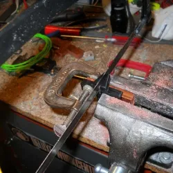 hack saw straight cutting guide