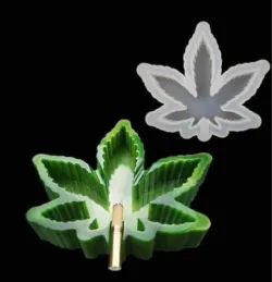 Leaf design cigarette holder, Ashtrays