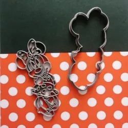 MINNIE
