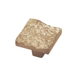 Door or drawer knobs
