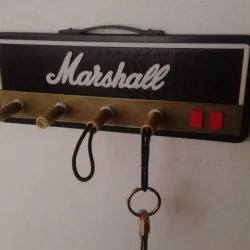 Hanging Amp Keys