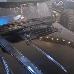 Traxxas TRX6 front magnetic body post vent