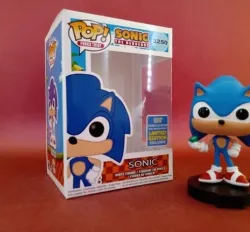 Funko Pop Sonic with Gem