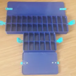 Orthodontic Bracket Case with clips