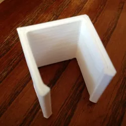 Square conduit clip