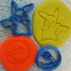 4 x PIKACHU and POKEBOLA cookie cutters