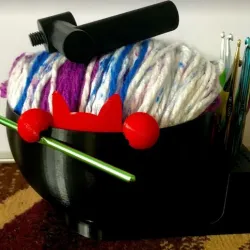 Cat's Cradle Yarn Bowl, Spool, and Hook Holder