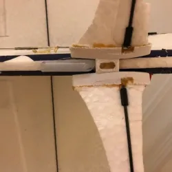 Hobbyking MINI SATURN - Landing gear