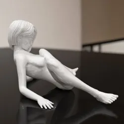 Nude girl - resin sculpt
