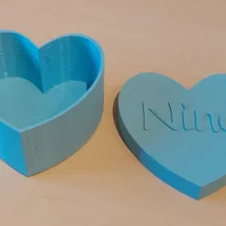Heart box with Nina inscription