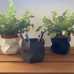 Hexagonal planter / cup