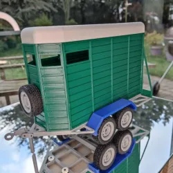MINI MICRO CRAWLER AXIAL SCX24 HORSE VAN TRAILER