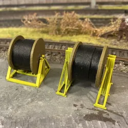 Model Railway - Cable Drum Jack and Stand