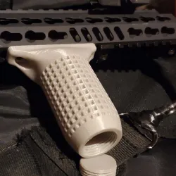 Ar fourgrip w/ container (airsoft)