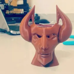 Face shape planter
