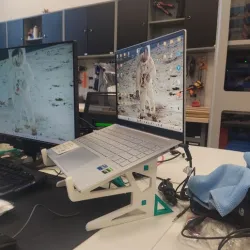 LAPTOP/LAPTOP STAND