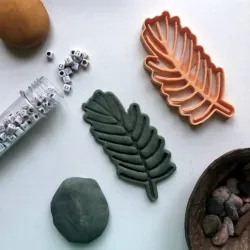 leaf tree , oak tree , play dough , cookie cutter , cookie cutter