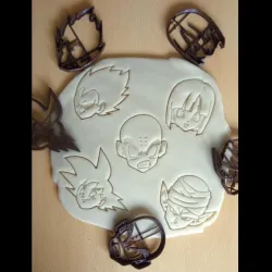 x5 Dragon ball Z characters anime - cookie cutters, dough - manga