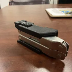 Leatherman Supertool 300- Locking Horizontal Holster/Sheath/Case