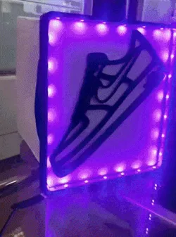 Quadro Led con nike airforce
