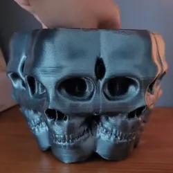 Skulls Vase