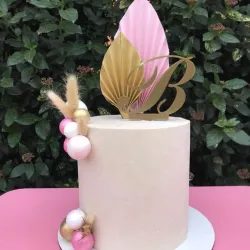 TOPPER CAKE LETTER "E" ON STAKE